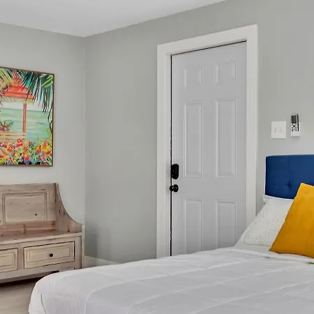 The Shell On Walnut Studio With Bath Hollywood Beach Free Parking Dania Beach Exterior photo